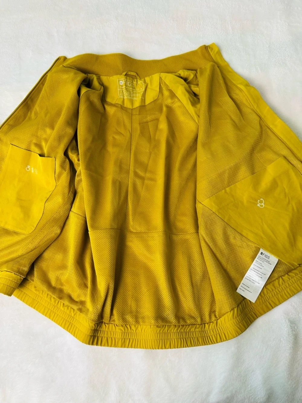 Figs zip front